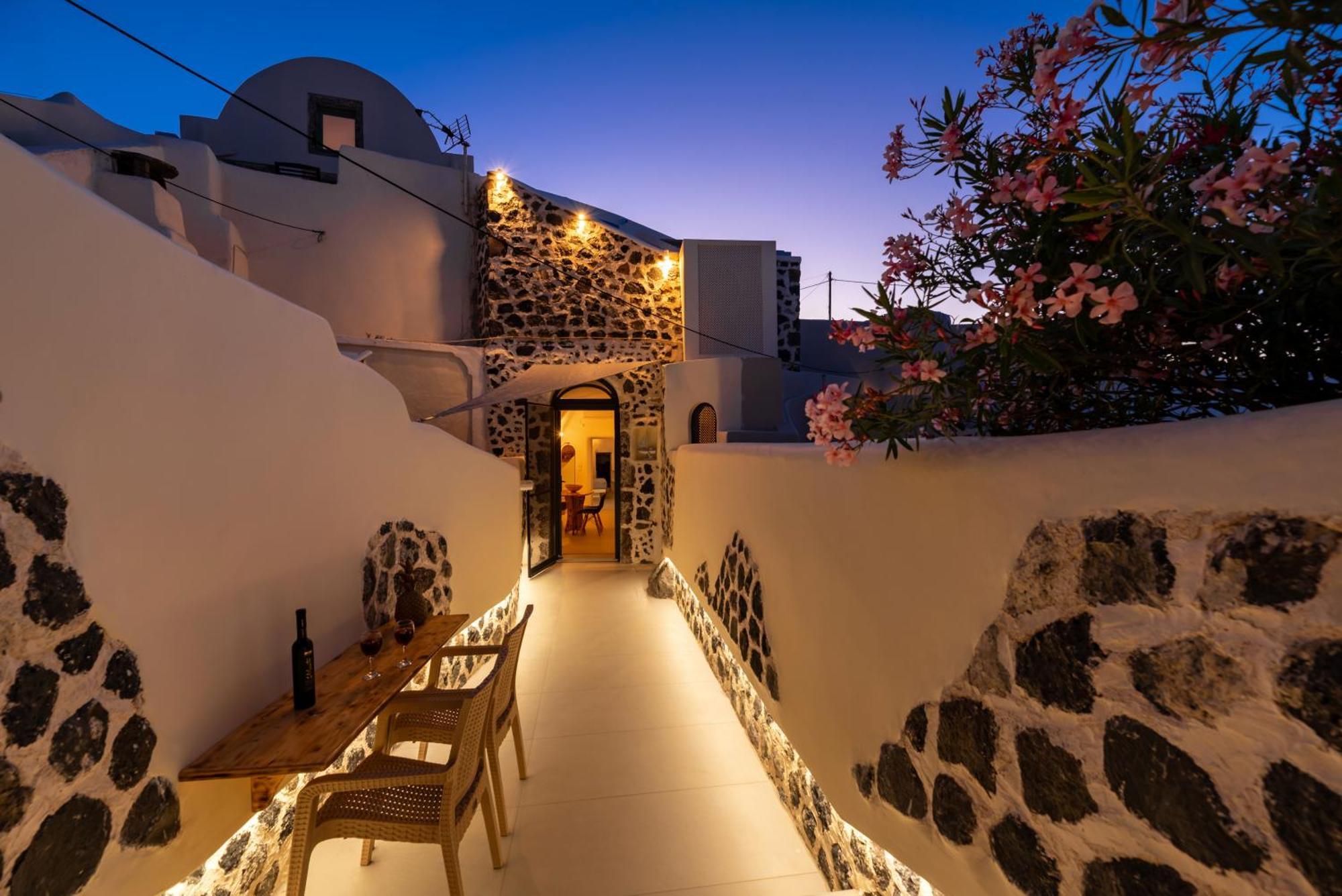 Deep Cave Suites Kontochori Fira  Luaran gambar