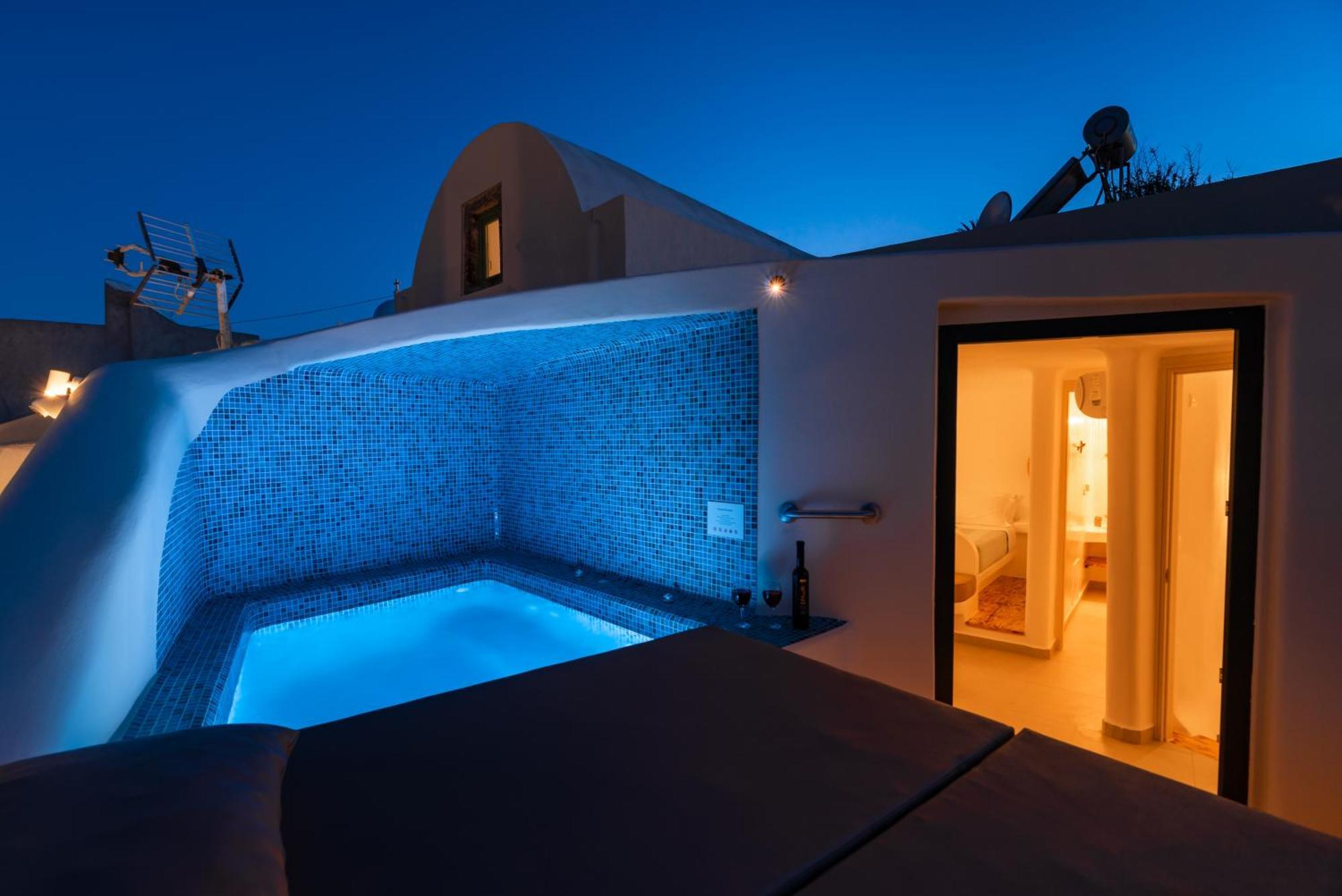 Deep Cave Suites Kontochori Fira  Luaran gambar