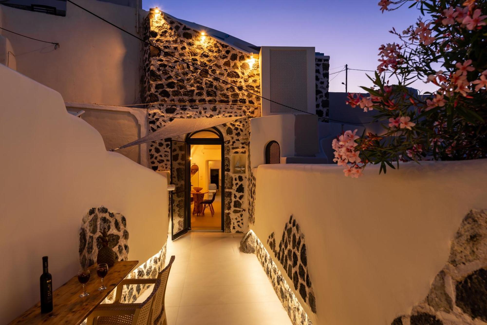 Deep Cave Suites Kontochori Fira  Luaran gambar